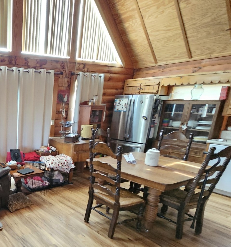 350 Rosecreek Road Property Photo 5