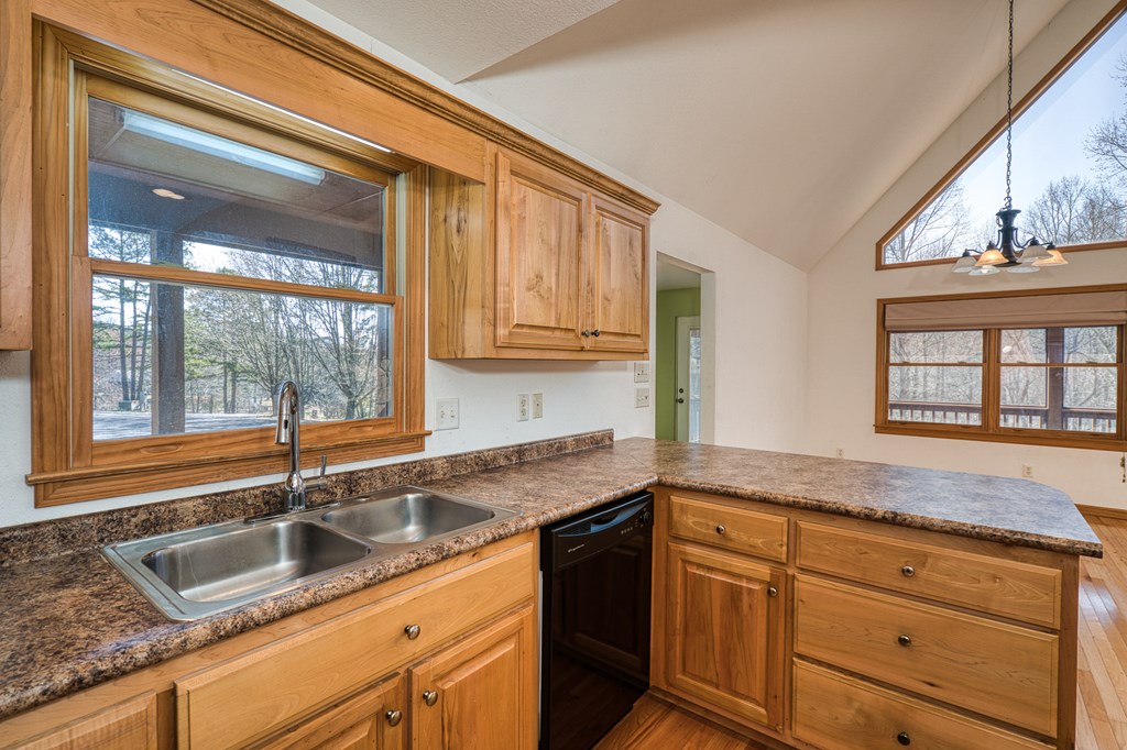 221 Country Mountain Ridge Property Photo 9
