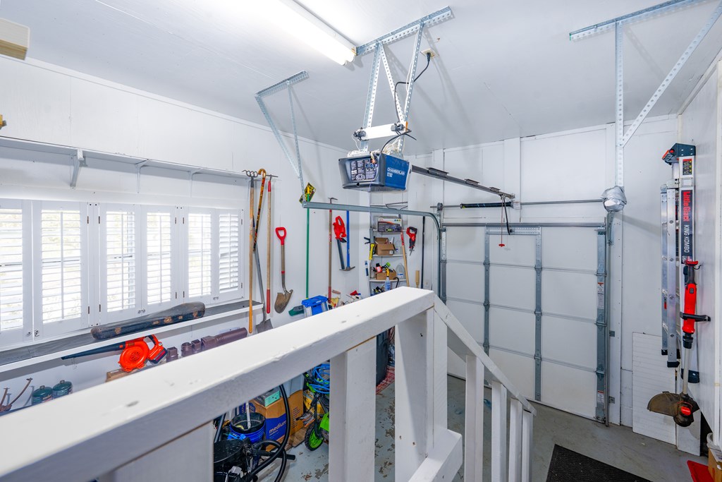348 Beaver Ridge Property Photo 45