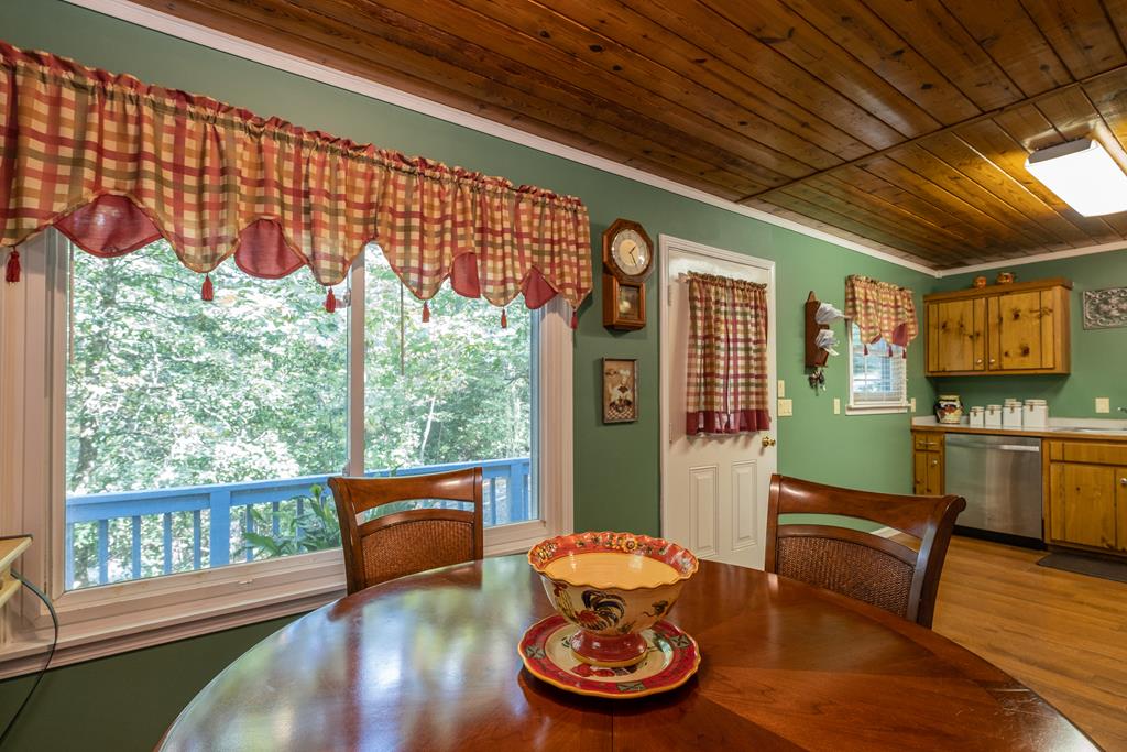131 Hills And Hollows Rd. Property Photo 14