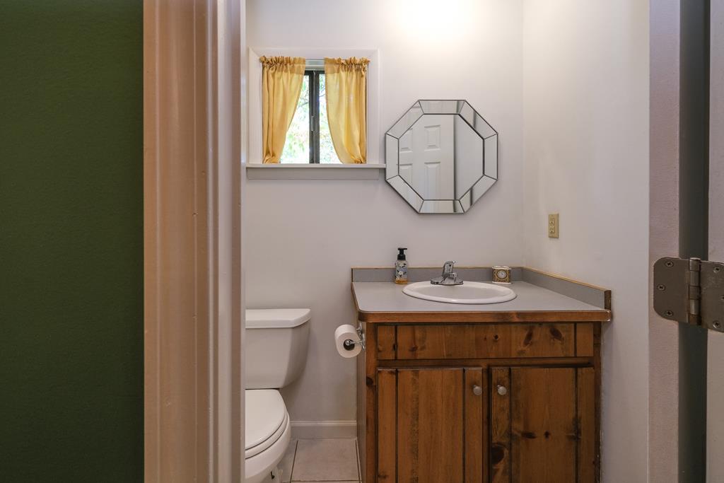 131 Hills And Hollows Rd. Property Photo 23