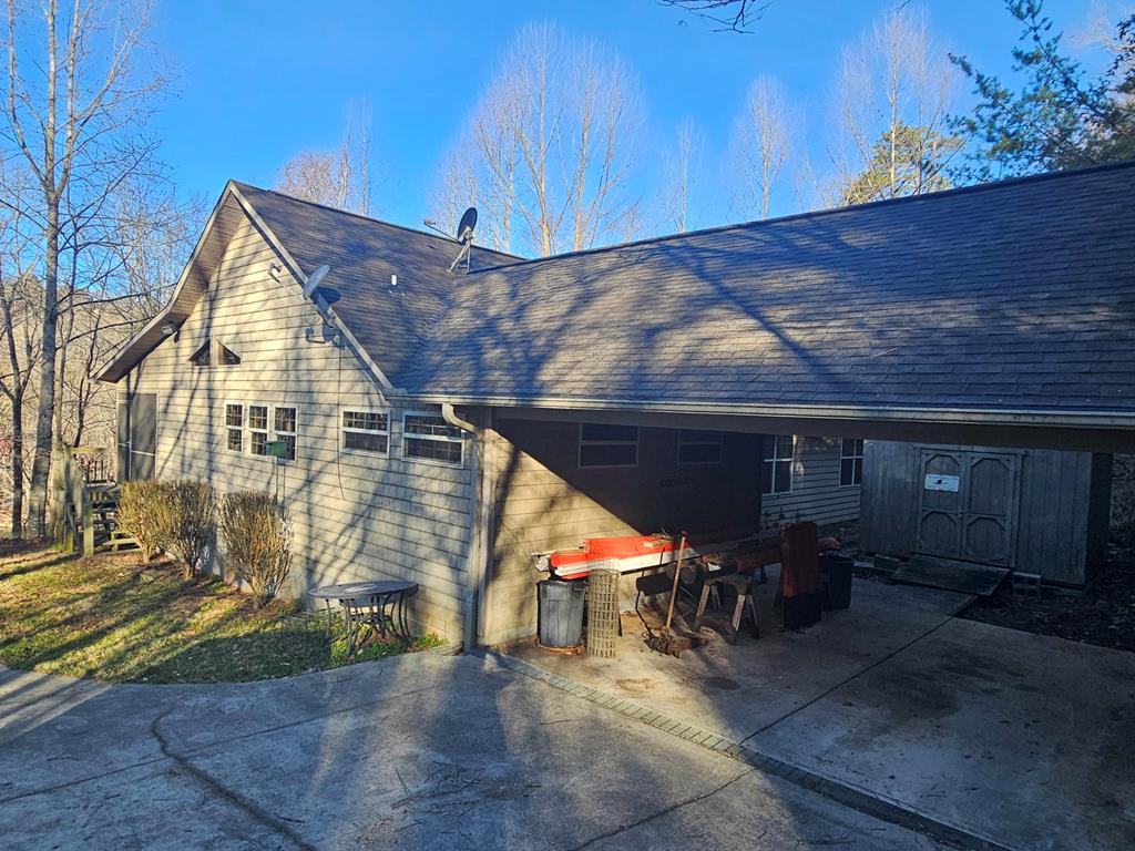 152 Monroe Property Photo