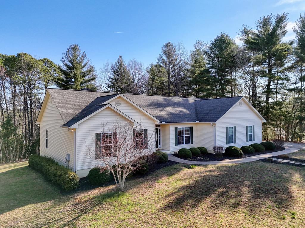 48 12 Point Road Property Photo