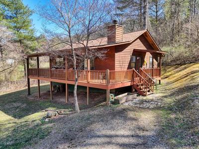 8055 Martins Creek Road Property Photo