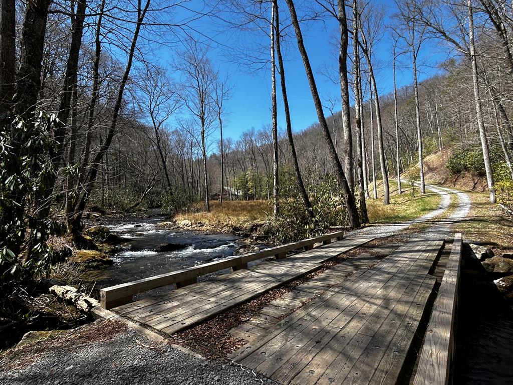 Bemis Lumber Company Real Estate Listings Main Image