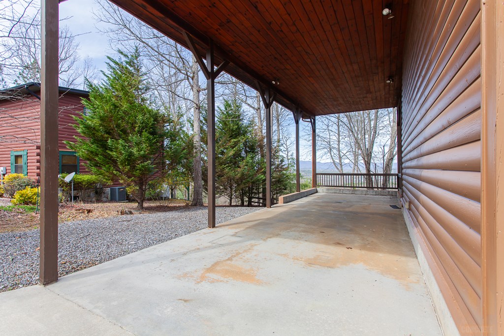 594 Brasstown View Road Property Photo 12