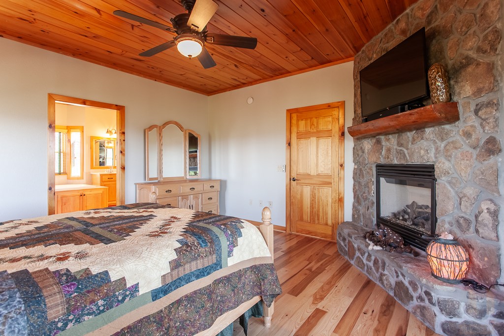594 Brasstown View Road Property Photo 45