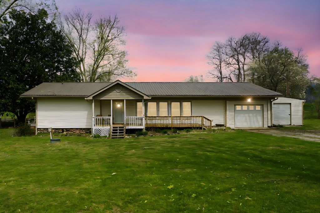 133 Riverside Drive Property Photo 2