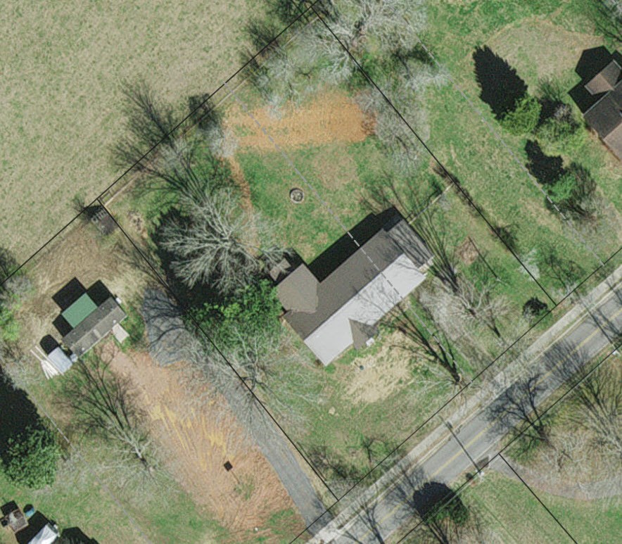 133 Riverside Drive Property Photo 3