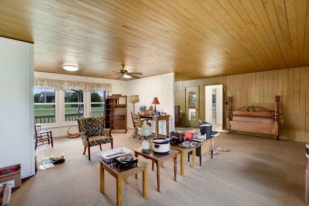 133 Riverside Drive Property Photo 24