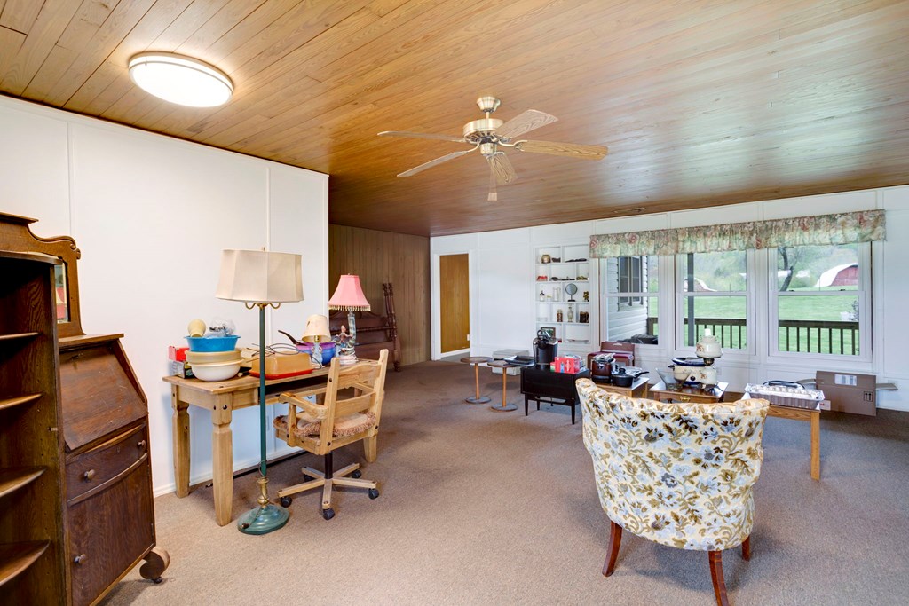 133 Riverside Drive Property Photo 25
