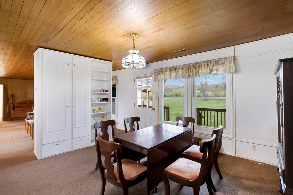 133 Riverside Drive Property Photo 28