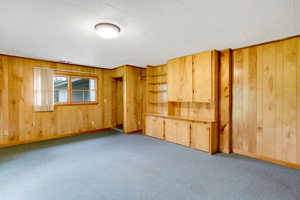 133 Riverside Drive Property Photo 33
