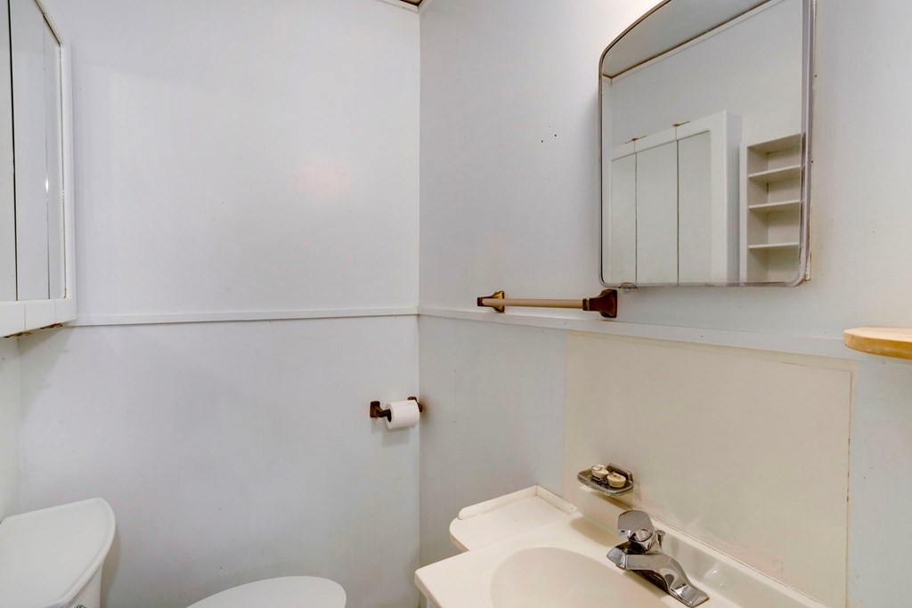 133 Riverside Drive Property Photo 35