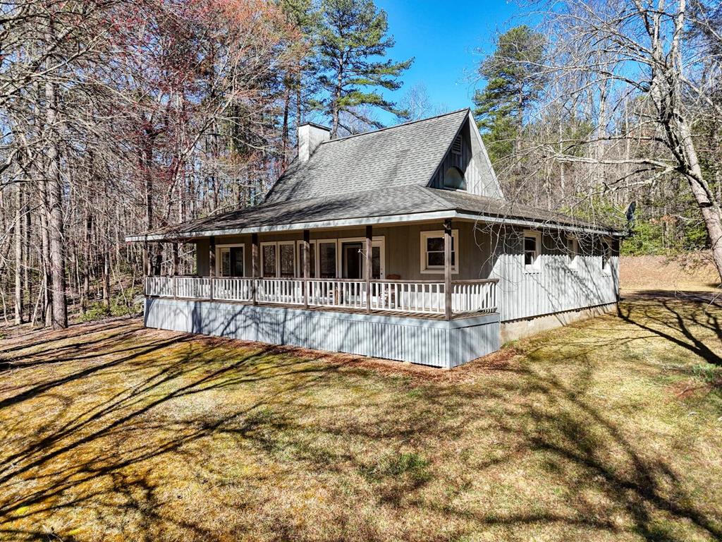 1493 Greasy Creek Rd Property Photo