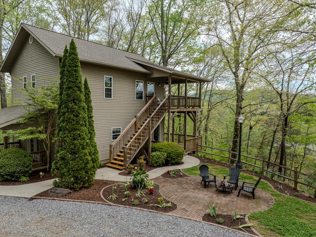 95 Remington Ln Property Photo