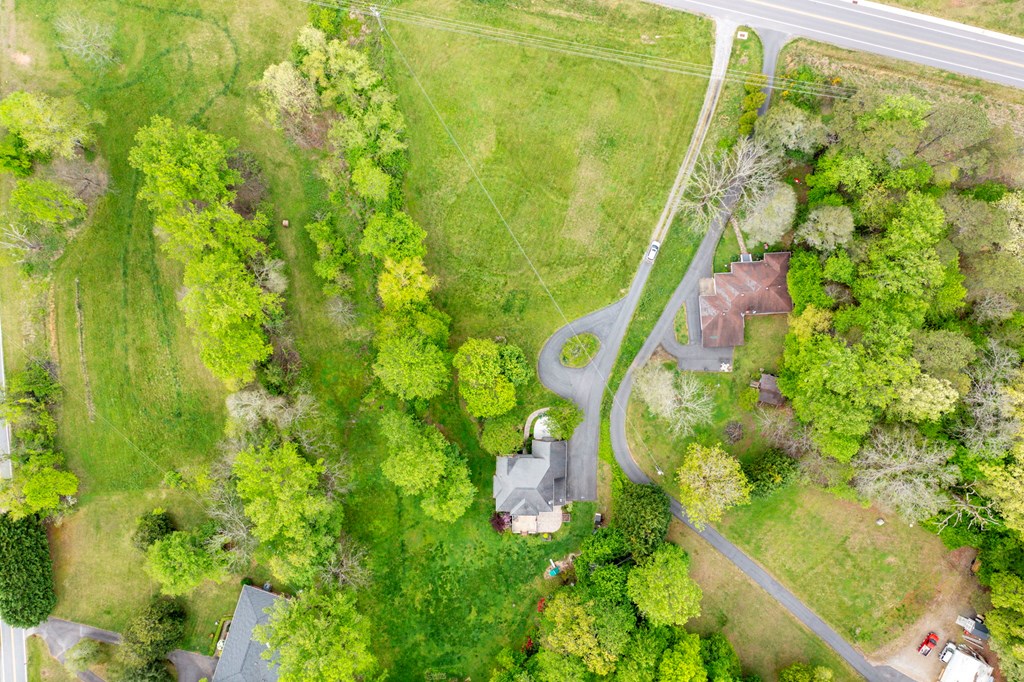 305 Hwy 175 Property Photo 10