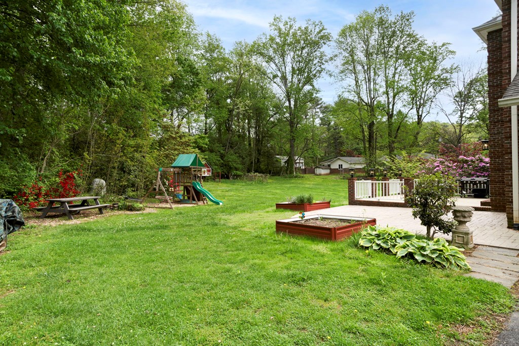 305 Hwy 175 Property Photo 43
