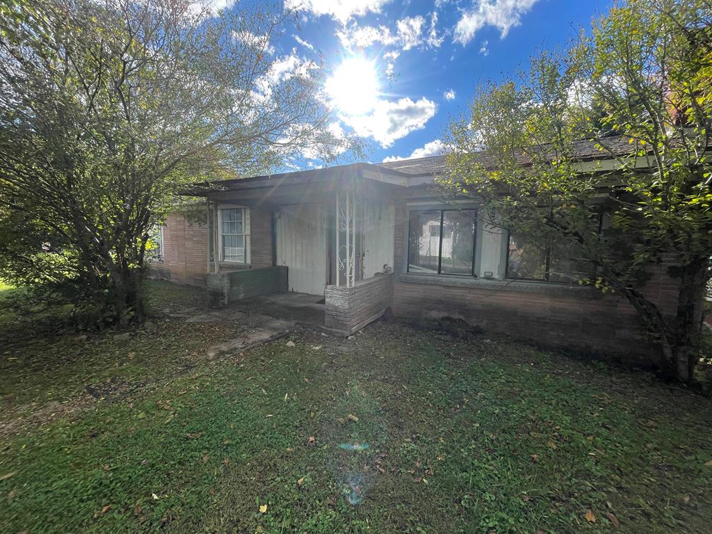 228 Circle Street Property Photo 1
