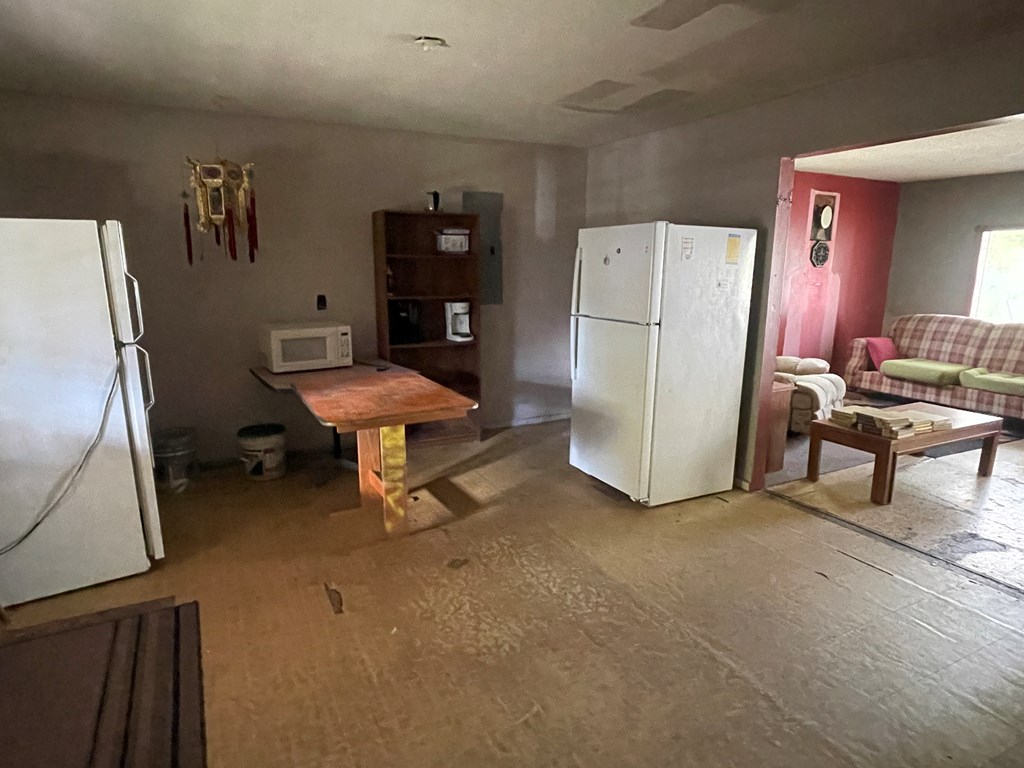 228 Circle Street Property Photo 8