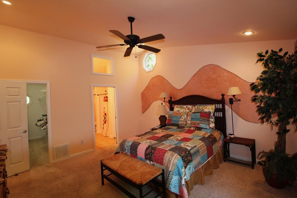 140 Hannel Drive Property Photo 8
