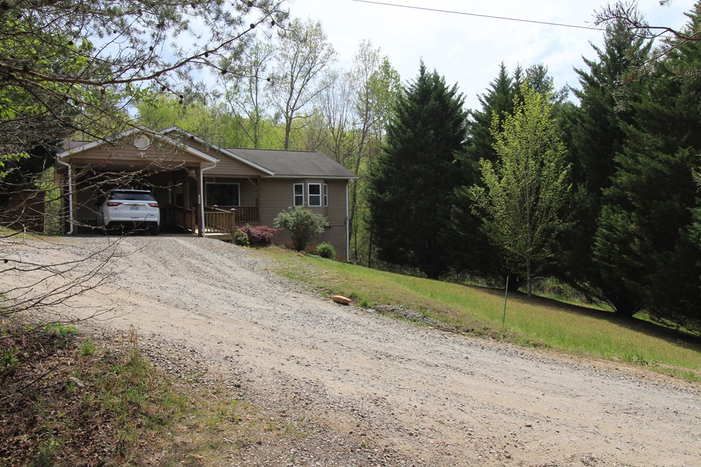 140 Hannel Drive Property Photo 28