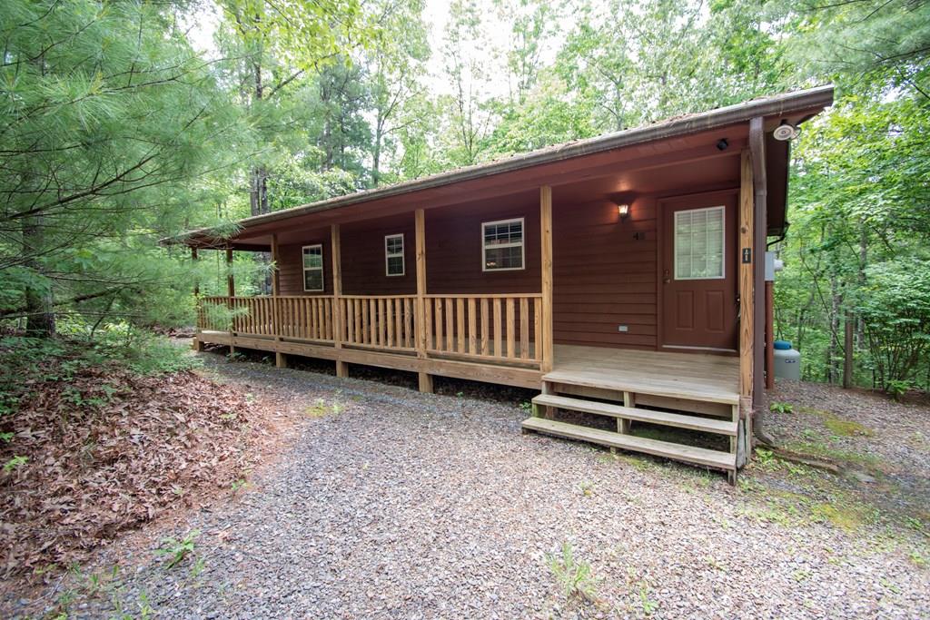 45 Settlers Crossing Property Photo 1