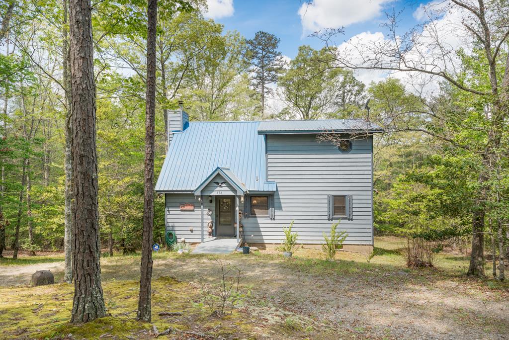 374 Country Lane Property Photo