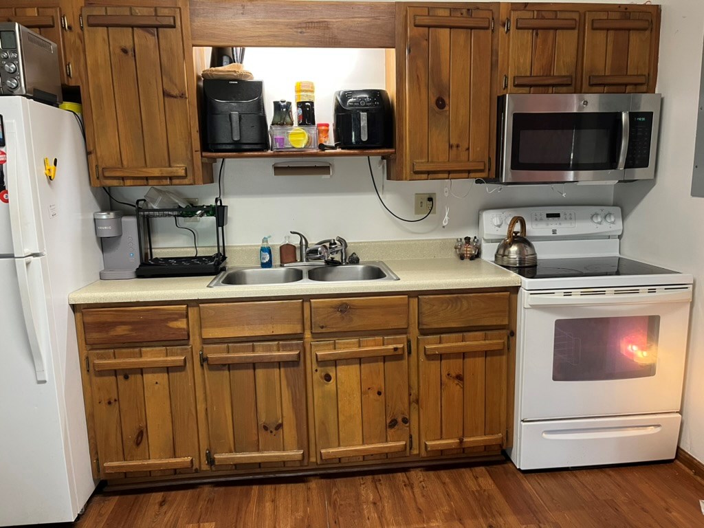 27 Puma Ln Property Photo 2