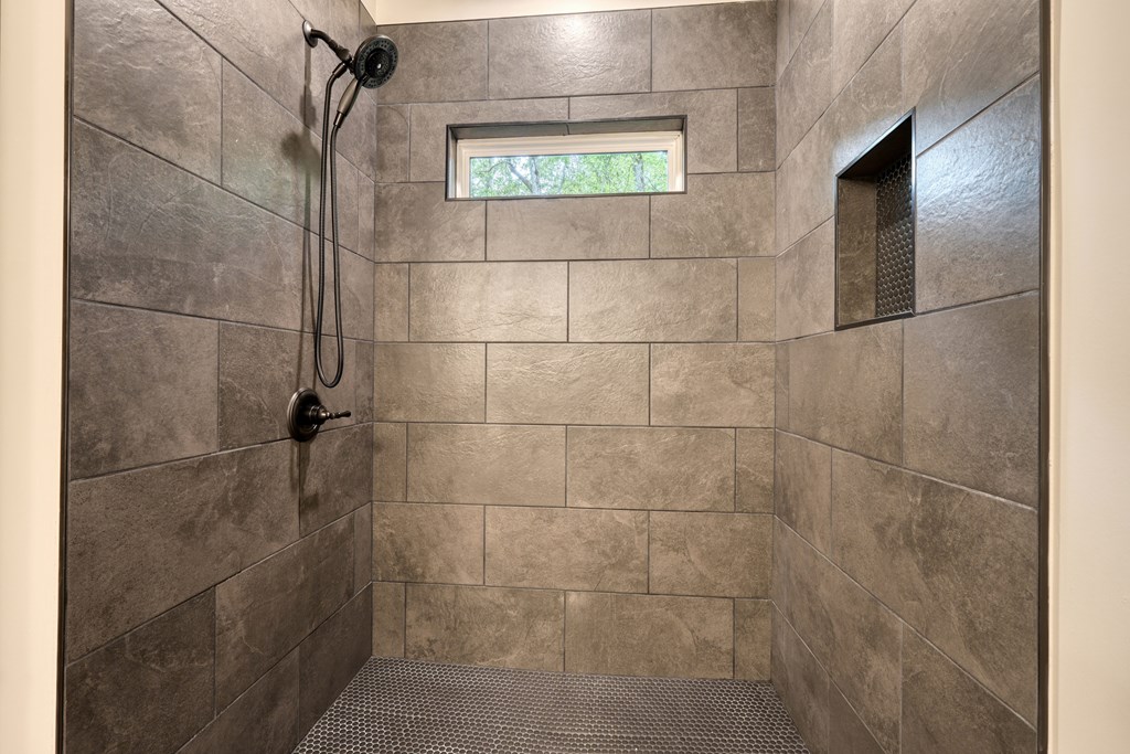 1685 Stonebrook Drive Property Photo 24