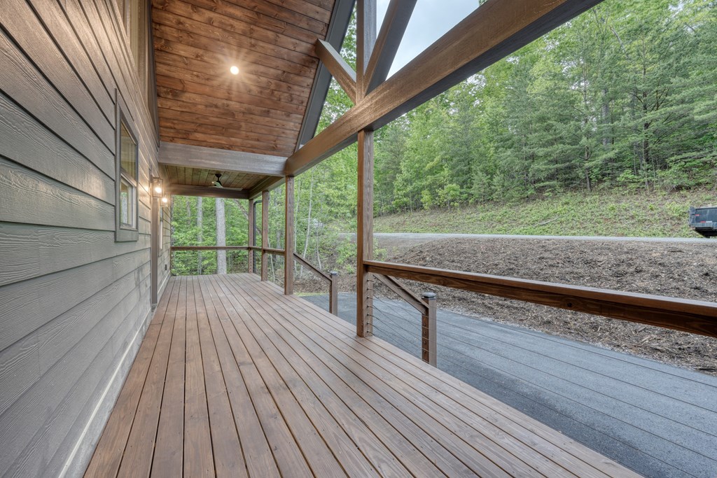 1685 Stonebrook Drive Property Photo 37