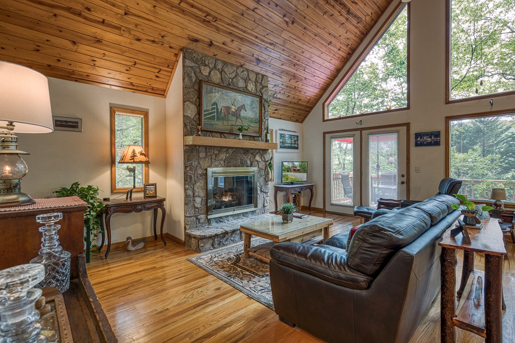 186 Brasstown Hills Rd Property Photo 12