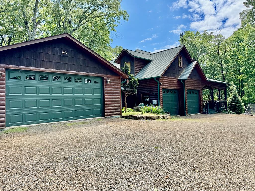 152684 Property Photo 1