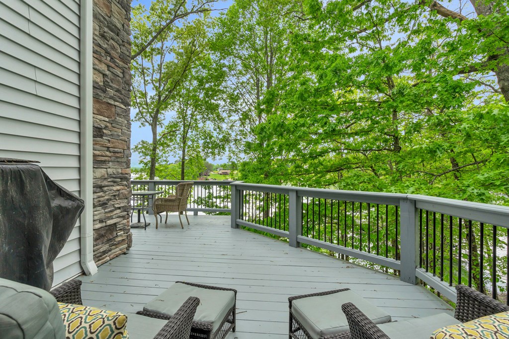 332 Walker Point Road Property Photo 45