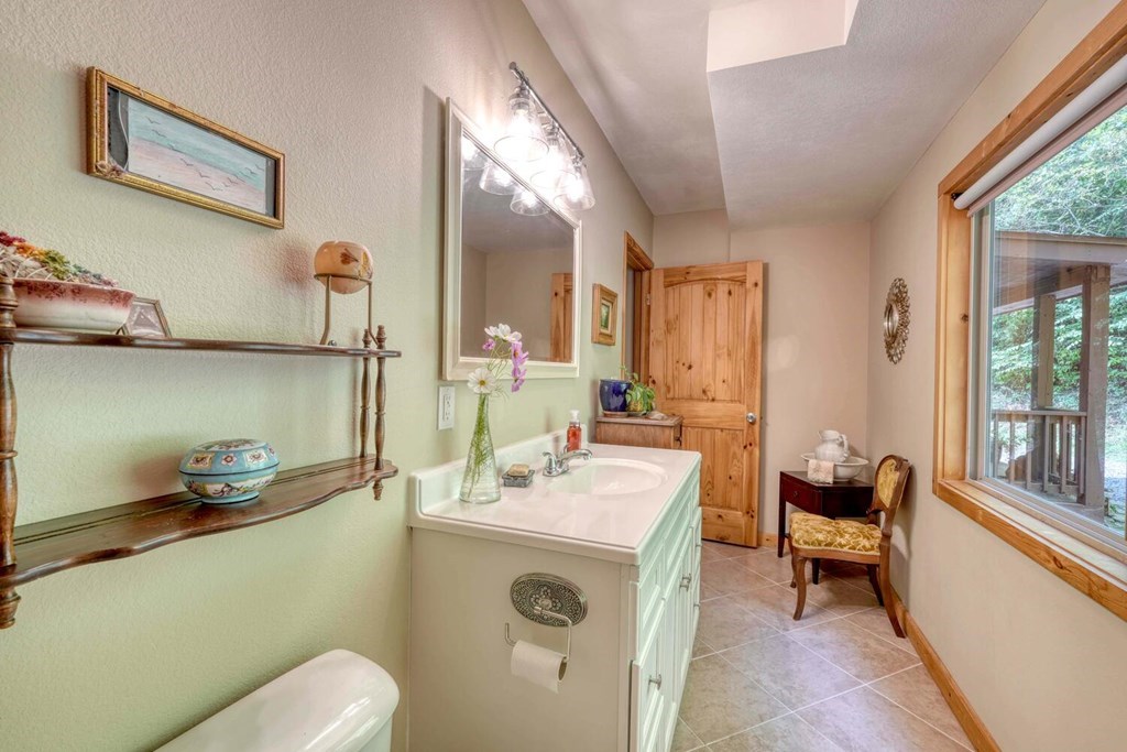 154 Anns Lane Property Photo 18