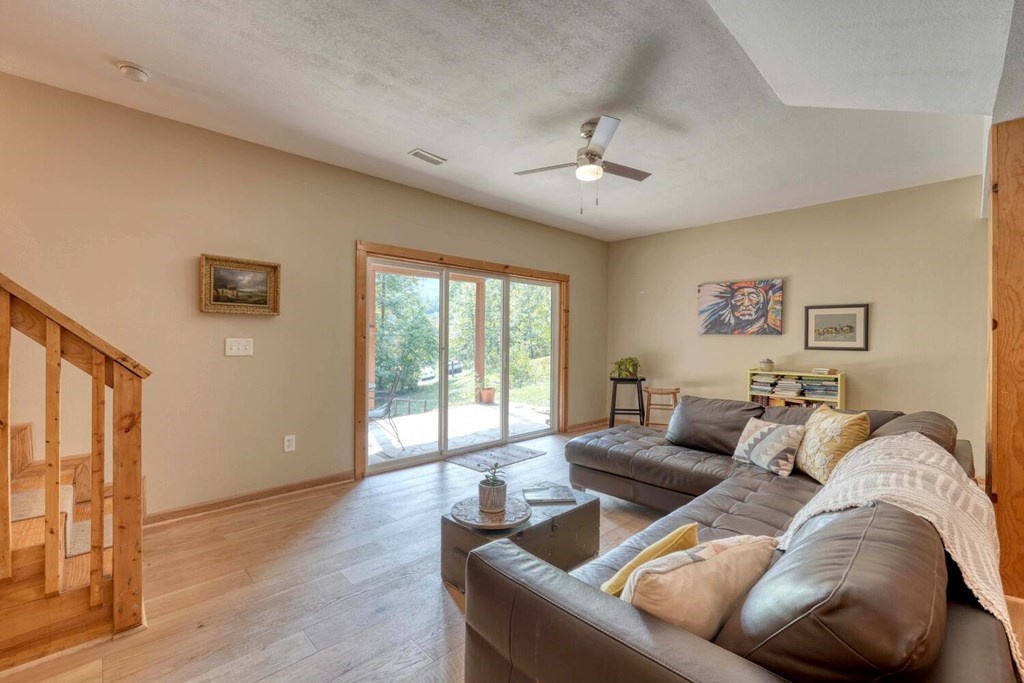 154 Anns Lane Property Photo 33