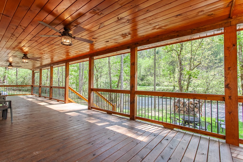 91 Riverview Drive Property Photo 49