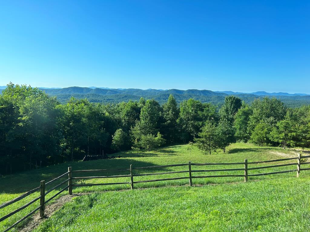 70 Avian Trail Property Photo 3