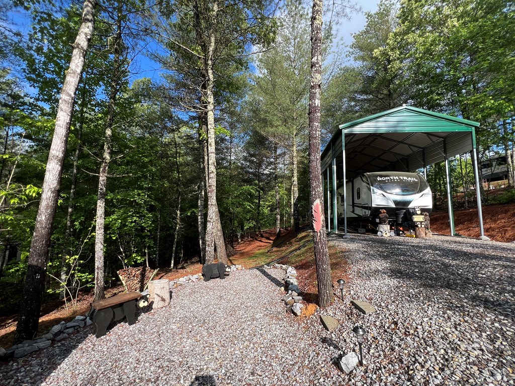 99 Conestoga Trail Property Photo 4