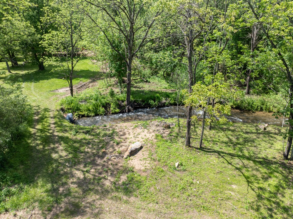 00 Sweetwater Road Property Photo 6