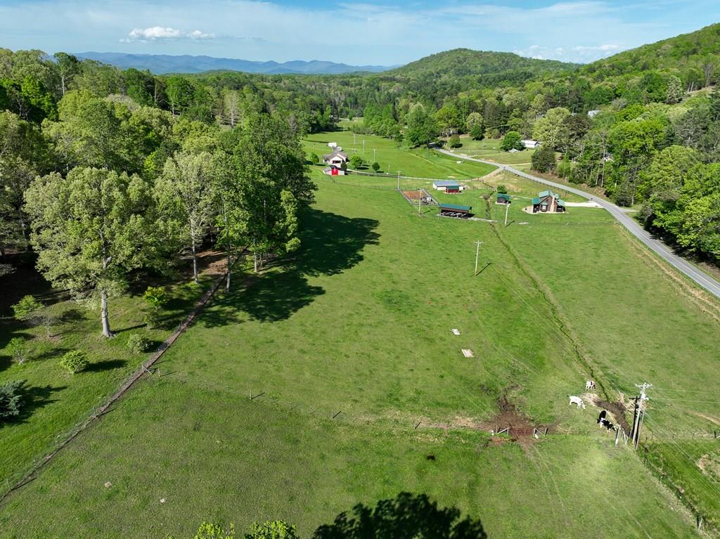 564 Wright Road Property Photo 1