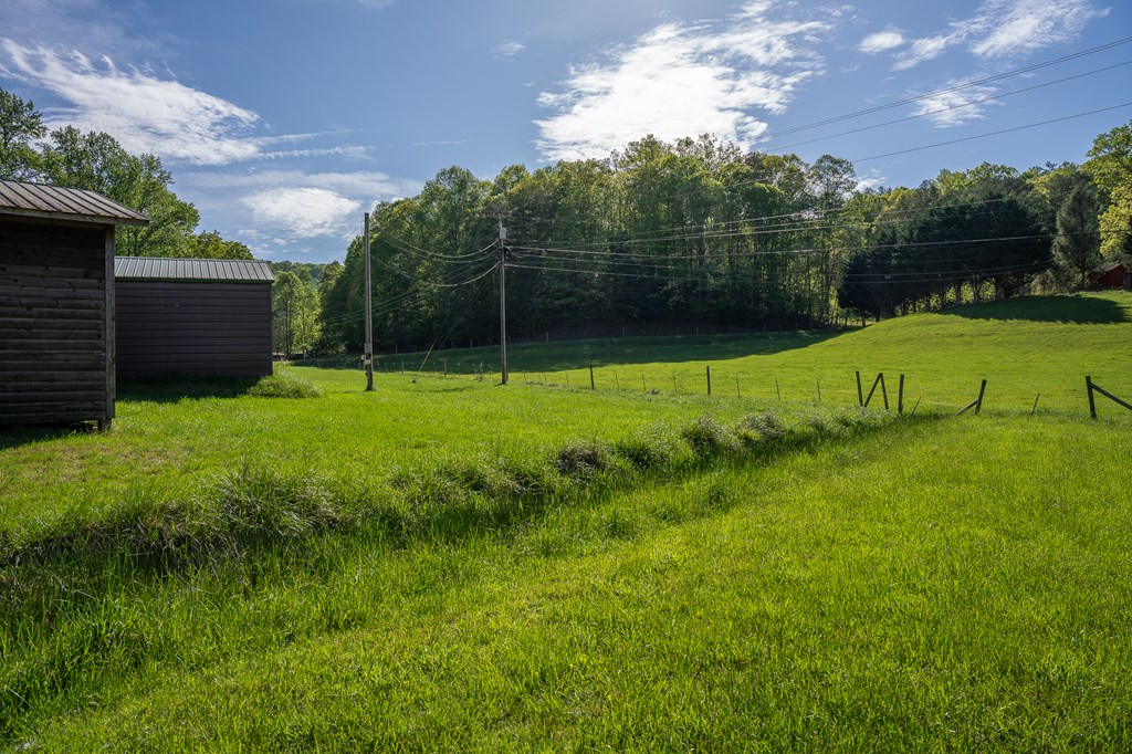 564 Wright Road Property Photo 13