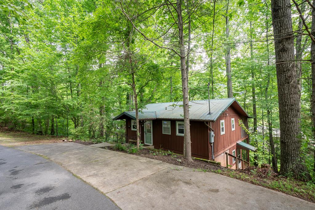 328 Forest Lakes Property Photo 1