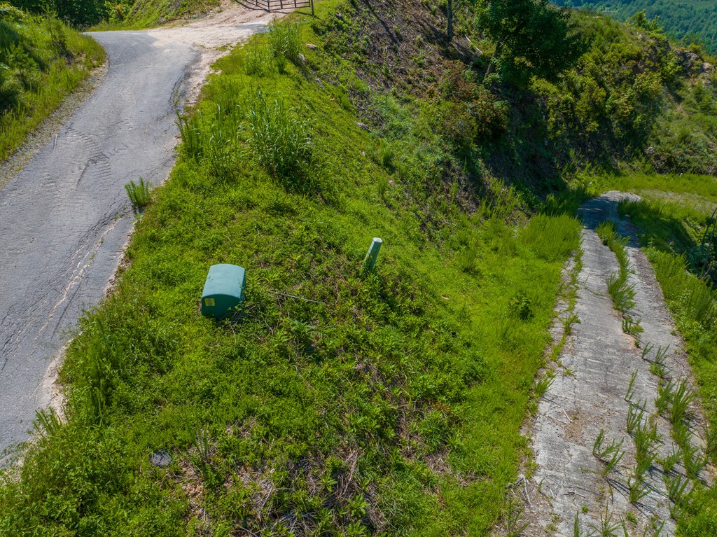 00 Sterling Pt Property Photo 3