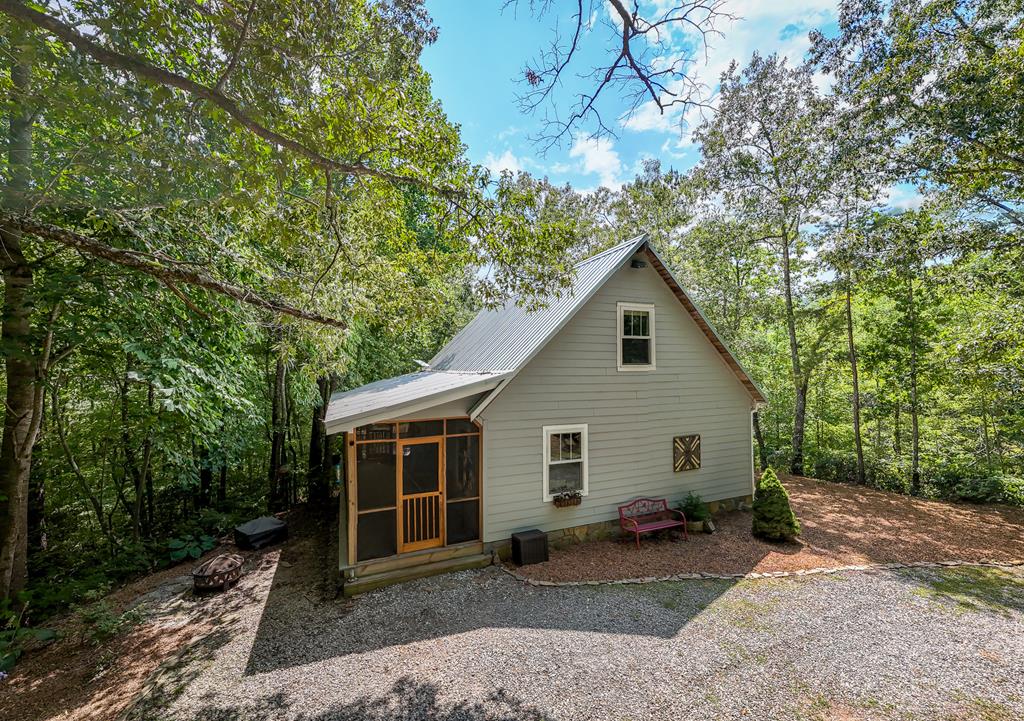 292 Wolf Creek Heights Property Photo 1