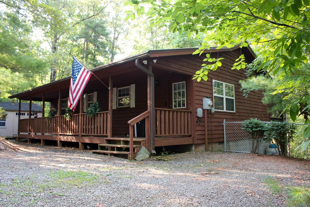 45 Settlers Crossing Property Photo 1