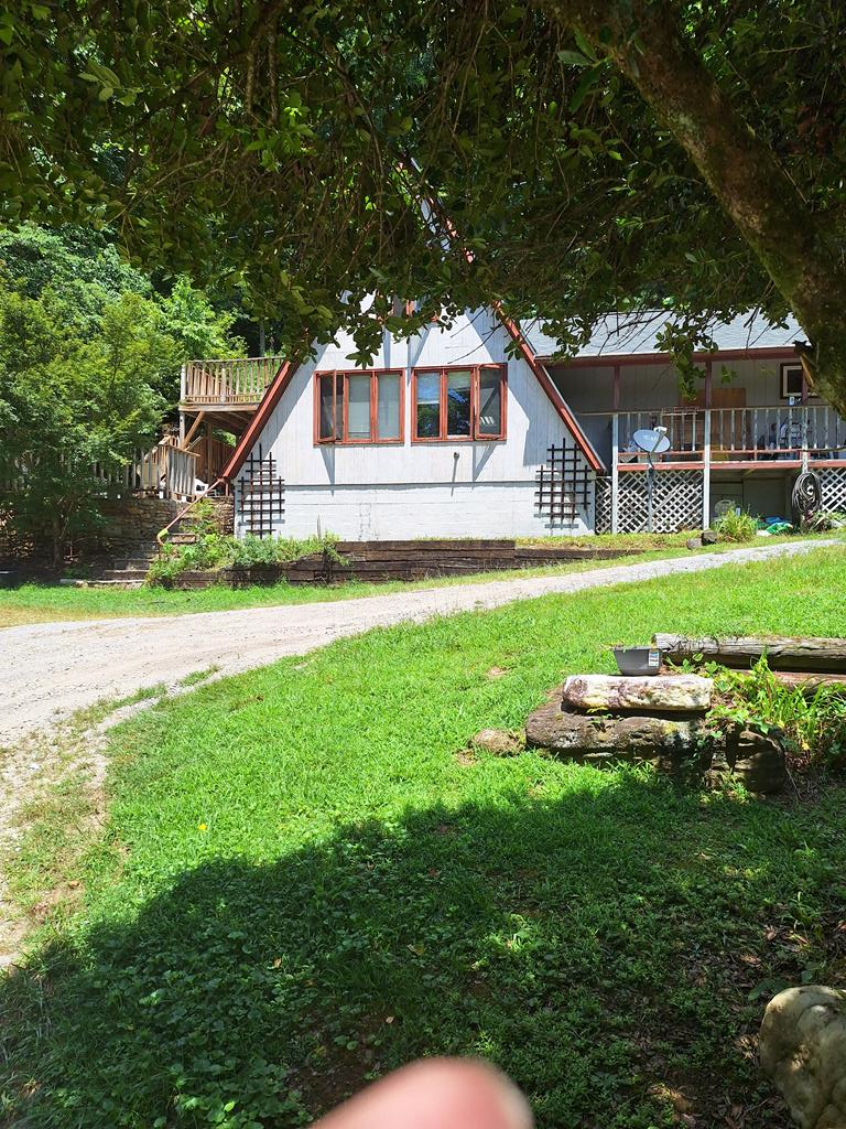 1694 Old Hwy 129 Property Photo 1