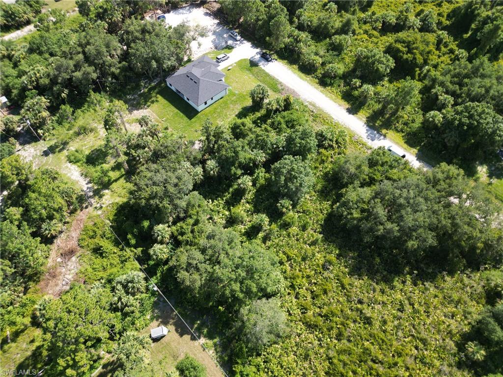 404 Thompson Ave Property Photo 10