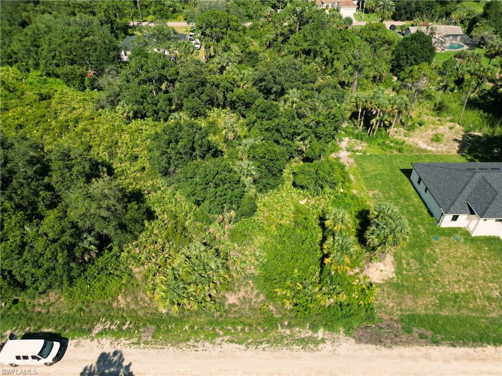 404 Thompson Ave Property Photo 11