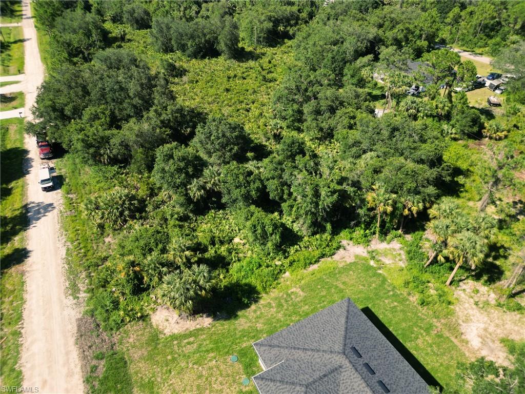 404 Thompson Ave Property Photo 12